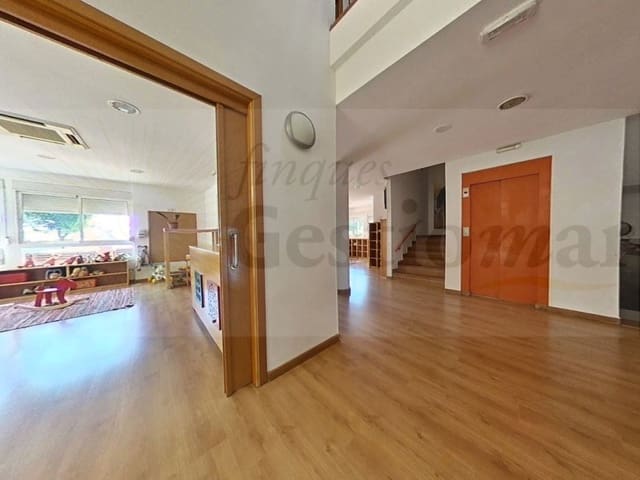 Kommersiell til salgs i Vilafortuny, Cambrils - € 650 000 (Ref: 9131011)