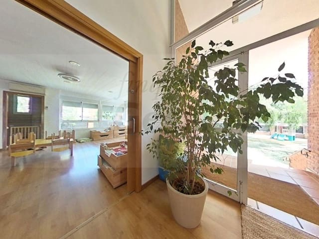 Kommersiell til salgs i Vilafortuny, Cambrils - € 650 000 (Ref: 9131011)