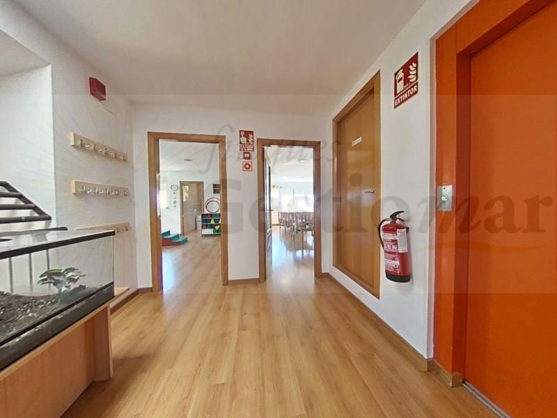 Commercial for sale in Cambrils - € 650,000 (Ref: 9131011)