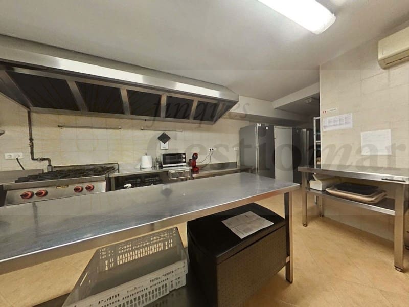 Commercial for sale in Cambrils - € 650,000 (Ref: 9131011)