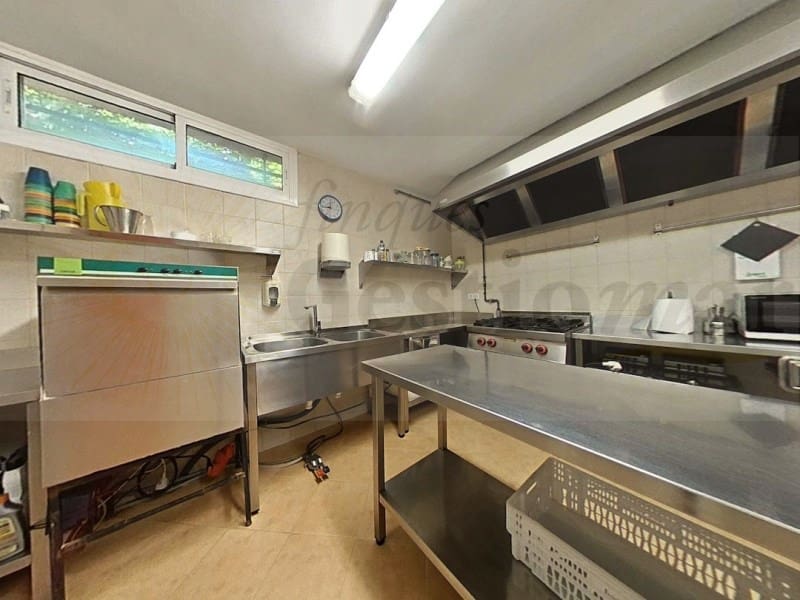 Commercial for sale in Cambrils - € 650,000 (Ref: 9131011)