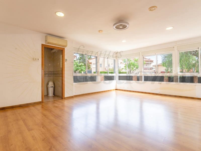 Erhverv til salg i Cambrils - € 650.000 (Ref: 9131011)