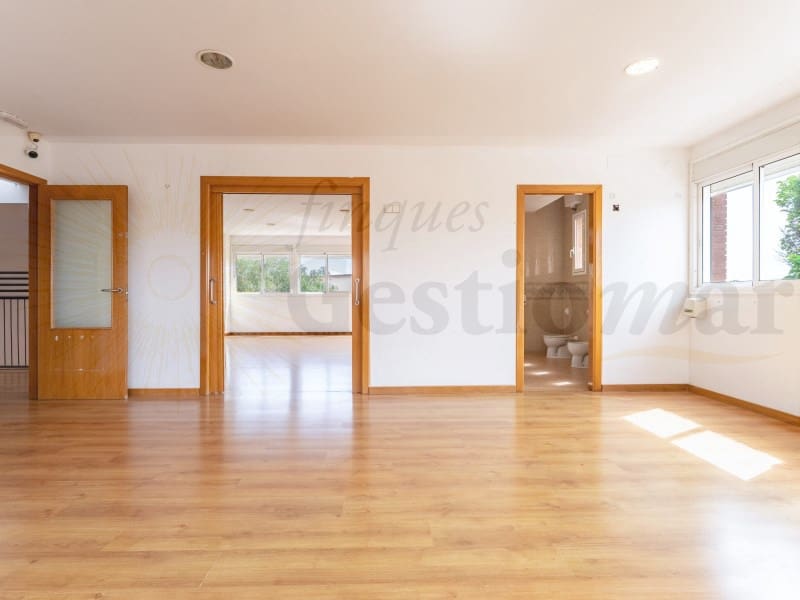 Erhverv til salg i Cambrils - € 650.000 (Ref: 9131011)