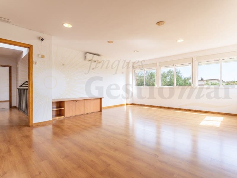Erhverv til salg i Cambrils - € 650.000 (Ref: 9131011)