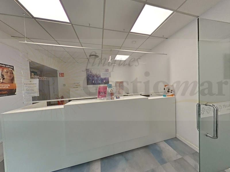 Commercial for rent in Cambrils - € 2,000 (Ref: 9137051)