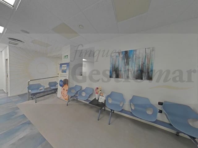 Commercial for rent in Cambrils - € 2,000 (Ref: 9137051)