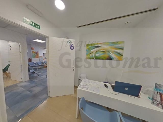 Commercial for rent in Cambrils - € 2,000 (Ref: 9137051)