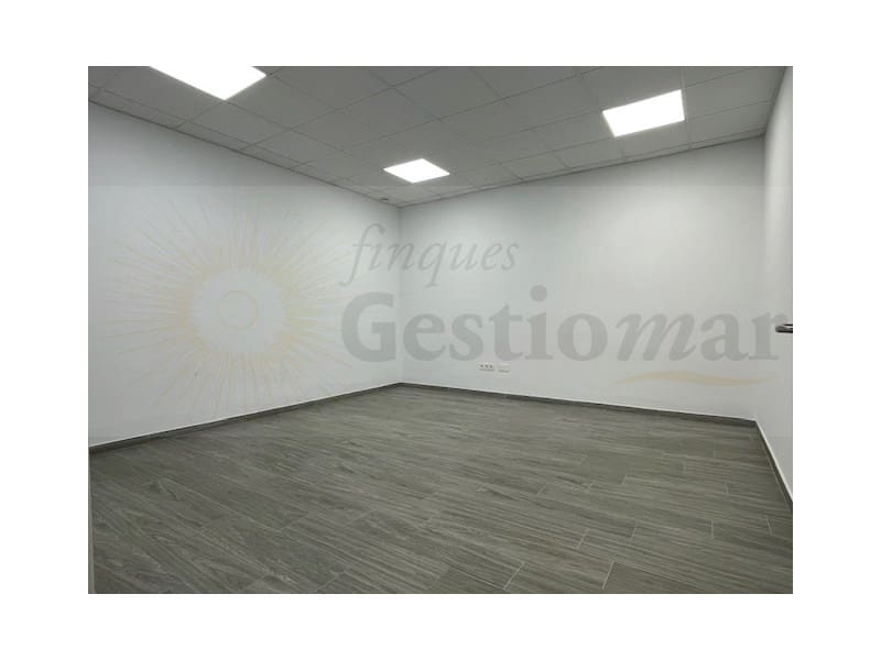 Commercial for rent in Cambrils - € 1,600 (Ref: 9398322)