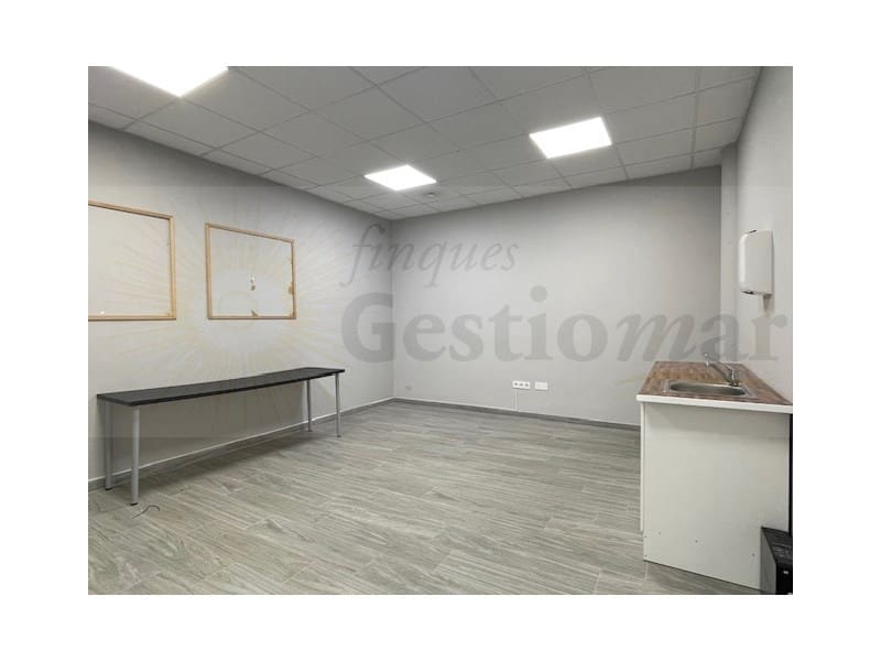 Commercial for rent in Cambrils - € 1,600 (Ref: 9398322)