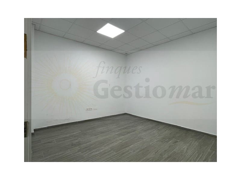 Commercial for rent in Cambrils - € 1,600 (Ref: 9398322)