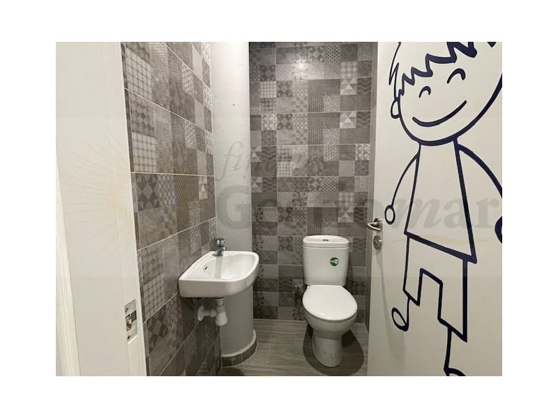 Commercial for rent in Cambrils - € 1,600 (Ref: 9398322)