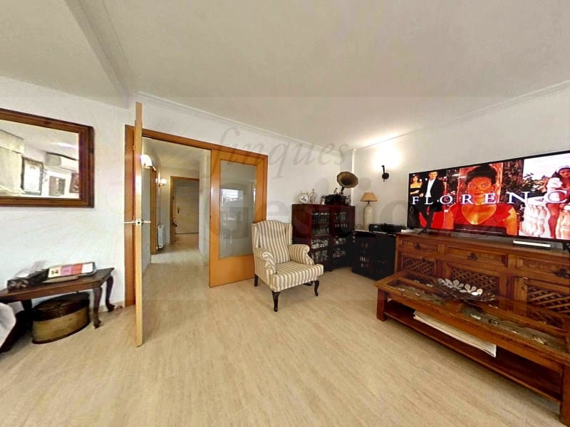 Pareado de 5 habitaciones en Cambrils en venta - 575.000 € (Ref: 9528308)