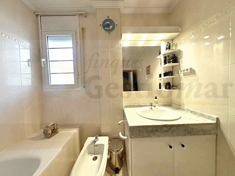 Pareado de 5 habitaciones en Cambrils en venta - 575.000 € (Ref: 9528308)