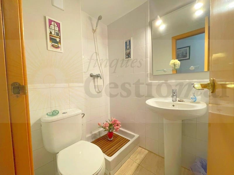 5 bedroom Semi-detached Villa for sale in Cambrils - € 575,000 (Ref: 9528308)