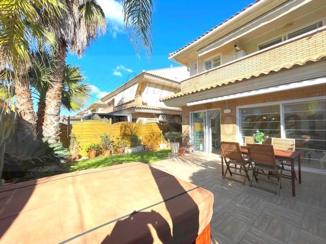 5 sypialnia Dom blizniak na sprzedaż w Cambrils - 575 000 € (Ref: 9528308)