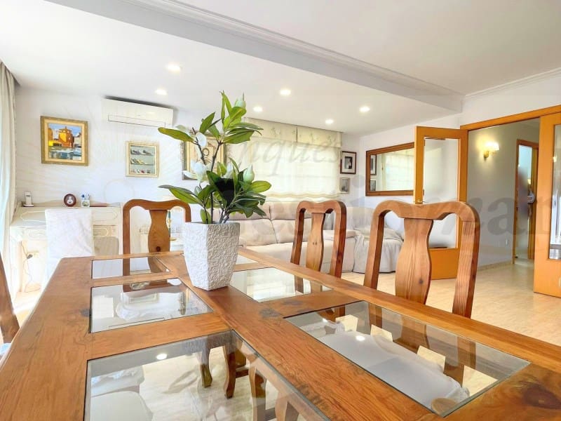 5 bedroom Semi-detached Villa for sale in Cambrils - € 575,000 (Ref: 9528308)