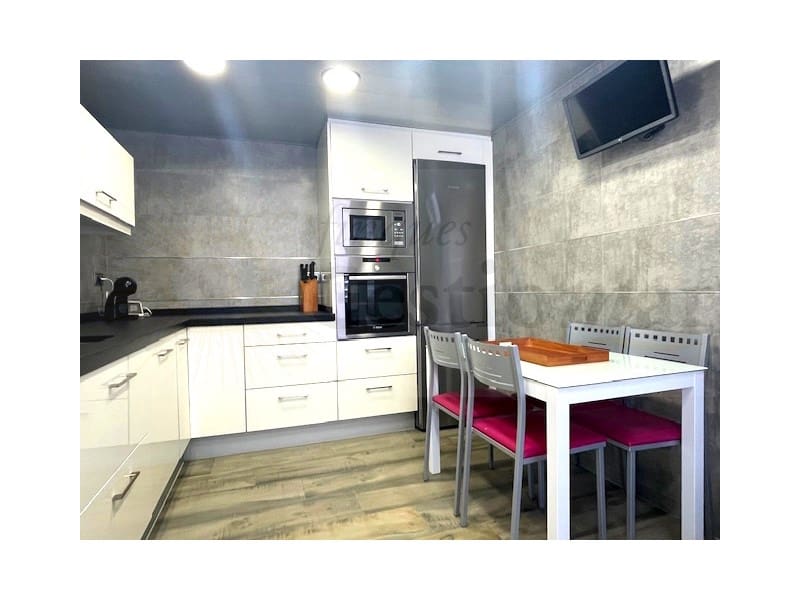 3 bedroom Penthouse for sale in Cambrils - € 590,000 (Ref: 9651727)