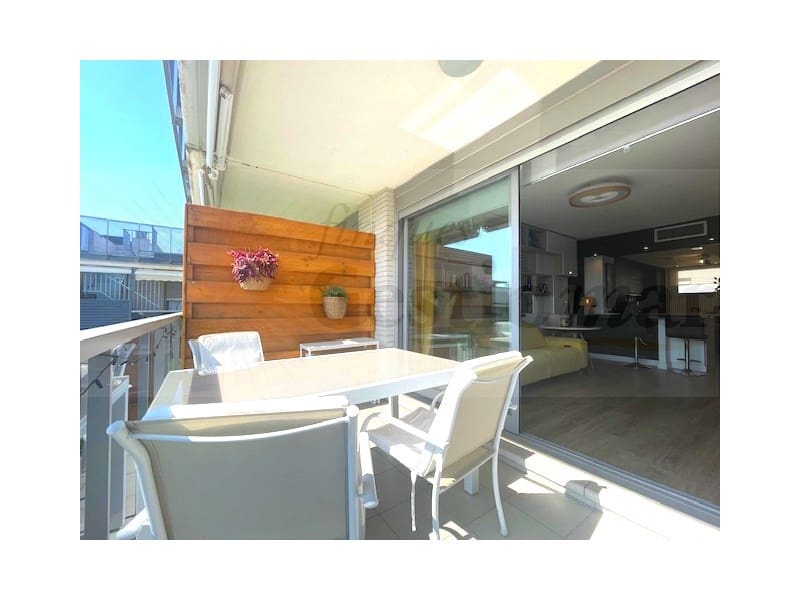 Penthouse for sale in Cambrils - € 369,000 (Ref: 9731912)