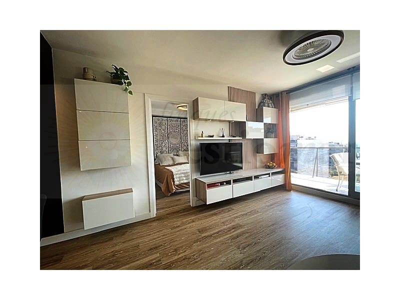 Penthouse for sale in Cambrils - € 369,000 (Ref: 9731912)