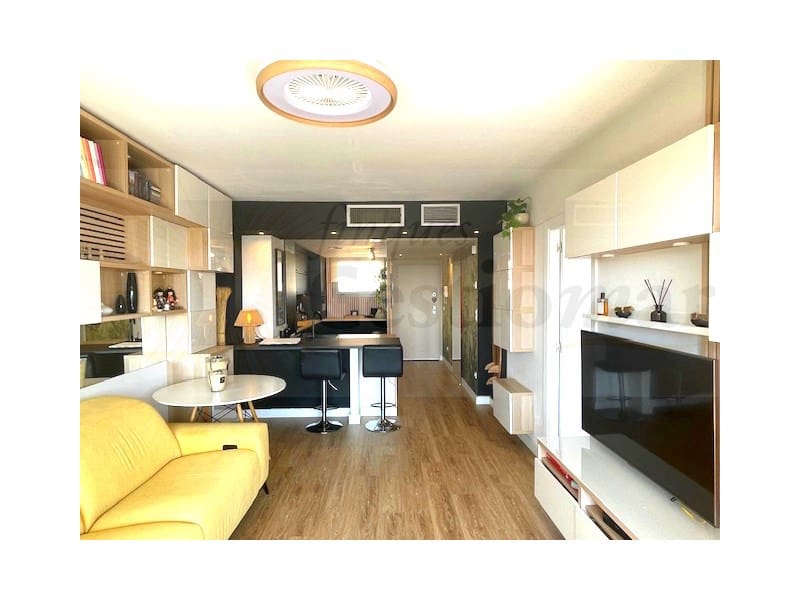 Penthouse for sale in Cambrils - € 369,000 (Ref: 9731912)