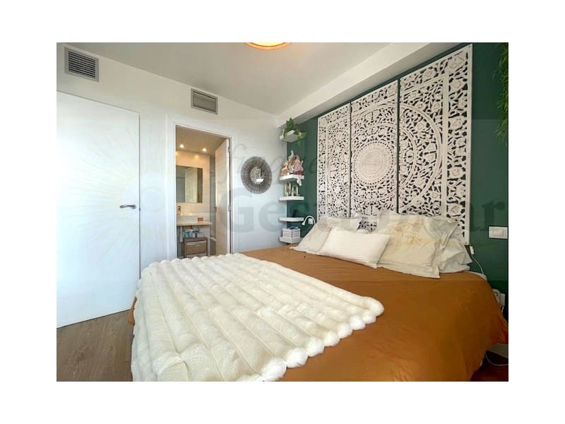 Penthouse for sale in Cambrils - € 369,000 (Ref: 9731912)