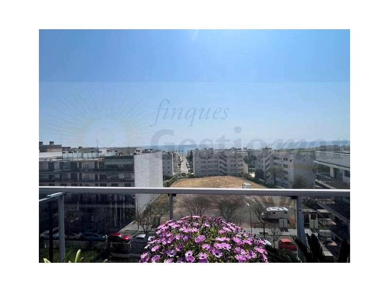 Penthouse for sale in Cambrils - € 369,000 (Ref: 9731912)