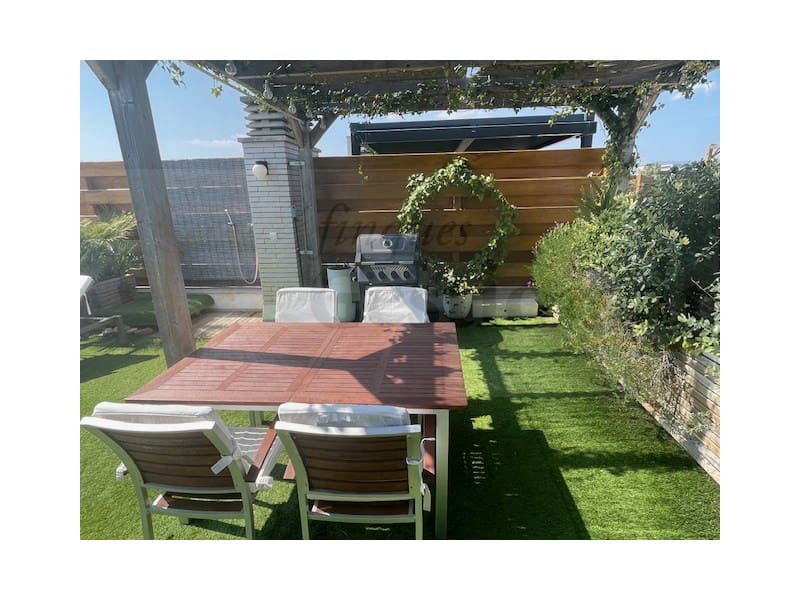 Penthouse for sale in Cambrils - € 369,000 (Ref: 9731912)