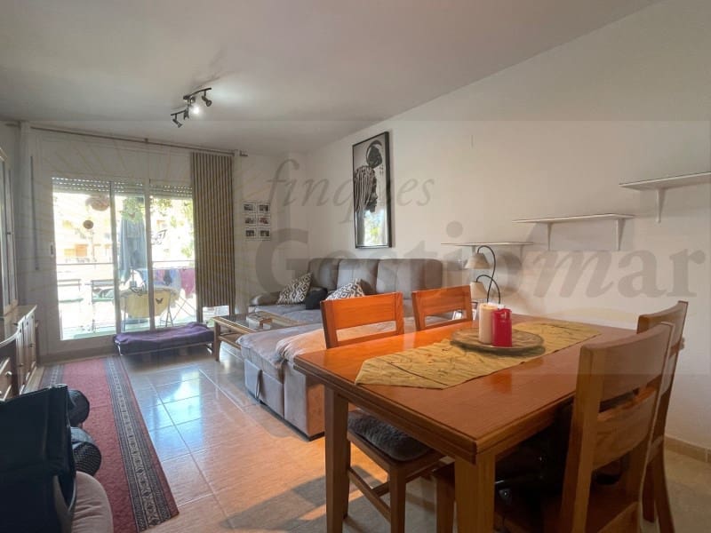 3 bedroom Apartment for sale in Cambrils with garage - € 298,000 (Ref: 9861725)