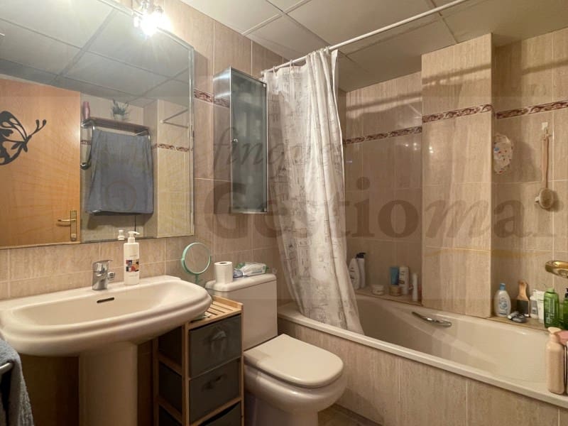 3 bedroom Apartment for sale in Cambrils with garage - € 298,000 (Ref: 9861725)