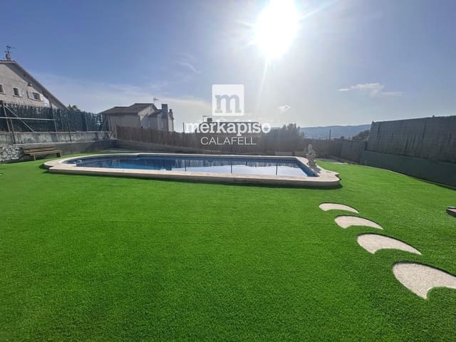 4 slaapkamer Villa te koop in El Vendrell met zwembad - € 395.200 (Ref: 10014285)
