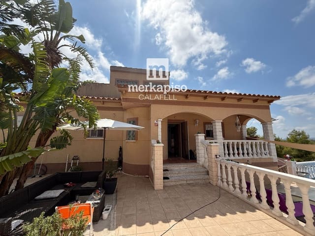 Chalet de 4 habitaciones en Calafell en venta con garaje - 349.000 € (Ref: 10023015)