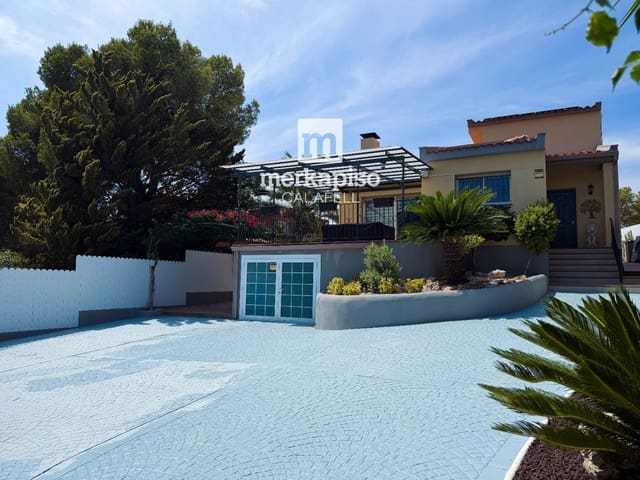 6 soveværelse Villa til salg i Roda de Barà med swimmingpool garage - € 549.000 (Ref: 10026628)