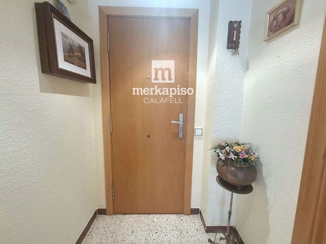 Piso de 3 habitaciones en Calafell en venta con piscina - 219.000 € (Ref: 10055768)