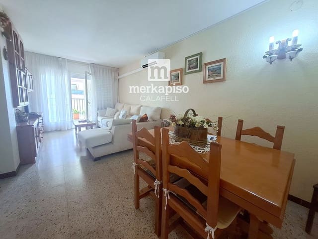 Piso de 3 habitaciones en Calafell en venta con piscina - 219.000 € (Ref: 10055768)
