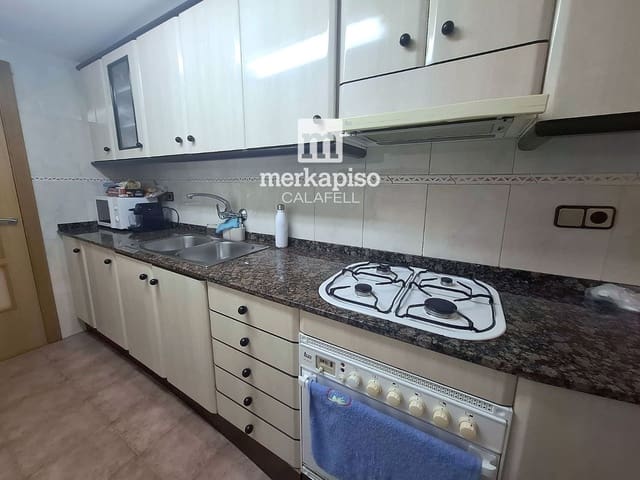 Piso de 3 habitaciones en Calafell en venta con piscina - 219.000 € (Ref: 10055768)