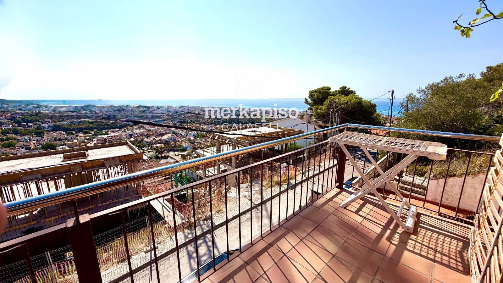 4 soverom Villa til salgs i Segur de Calafell med svømmebasseng garasje - € 258 000 (Ref: 10057252)