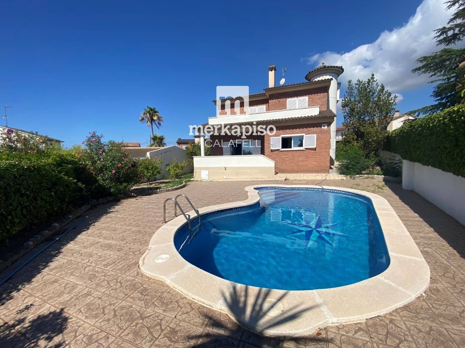 4 soverom Villa til salgs i Segur de Calafell med svømmebasseng garasje - € 572 000 (Ref: 10057253)