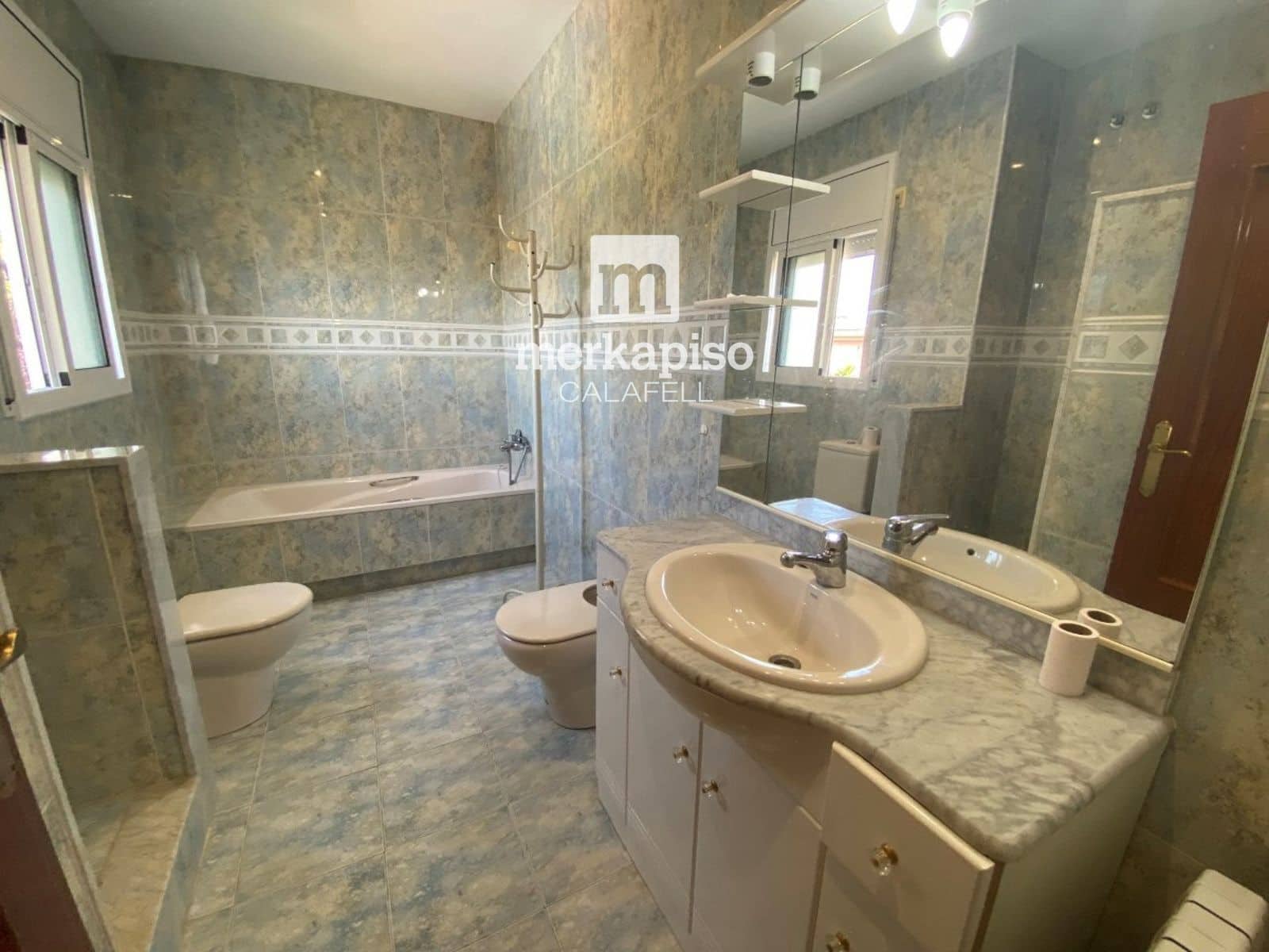 4 soverom Villa til salgs i Segur de Calafell med svømmebasseng garasje - € 572 000 (Ref: 10057253)