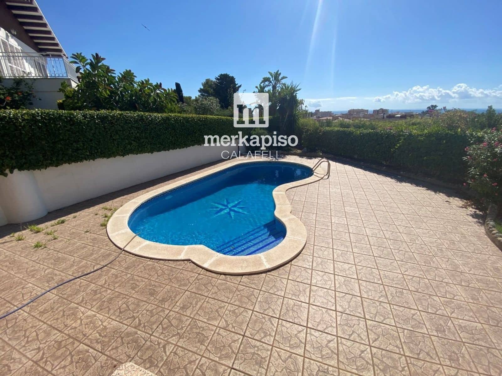 4 soverom Villa til salgs i Segur de Calafell med svømmebasseng garasje - € 572 000 (Ref: 10057253)