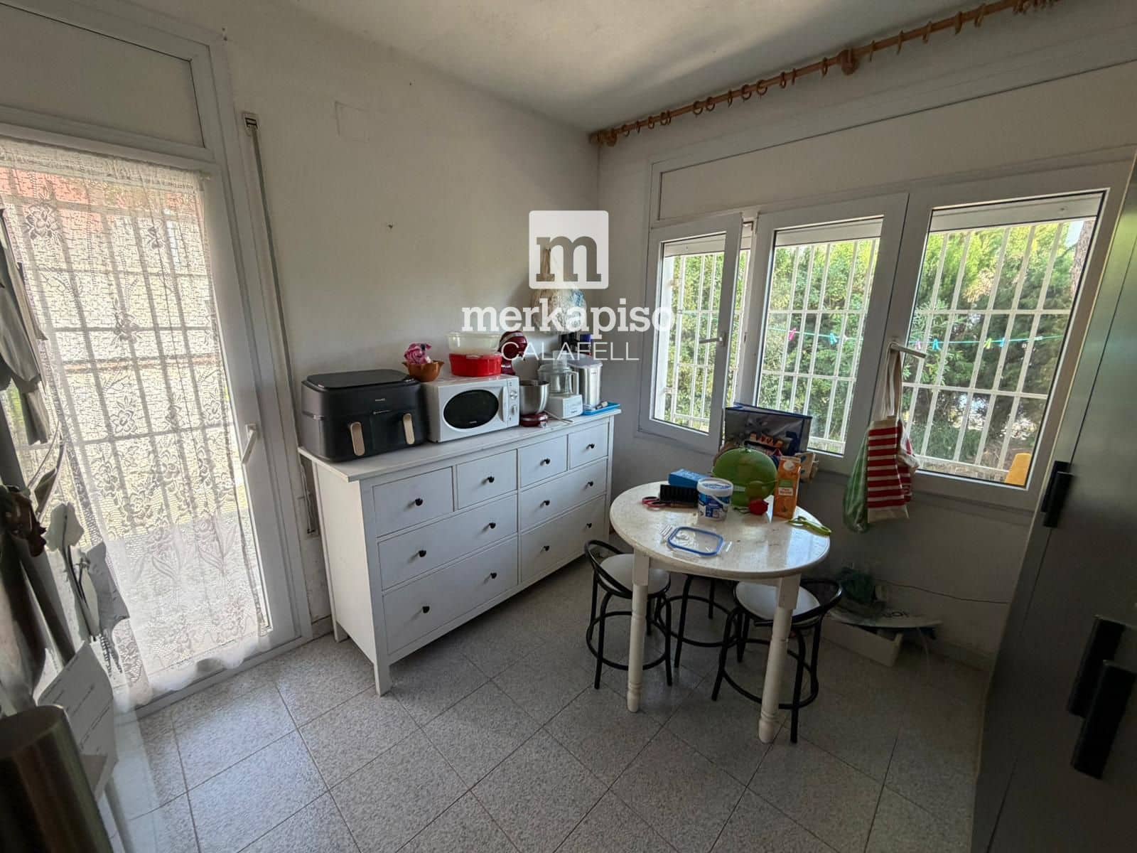 4 sypialnia Willa na sprzedaż w El Vendrell z basenem garażem - 359 000 € (Ref: 10062433)