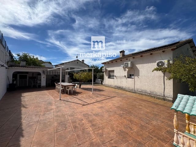 4 soveværelse Villa til salg i La Pobla de Montornès med swimmingpool garage - € 319.990 (Ref: 10077100)