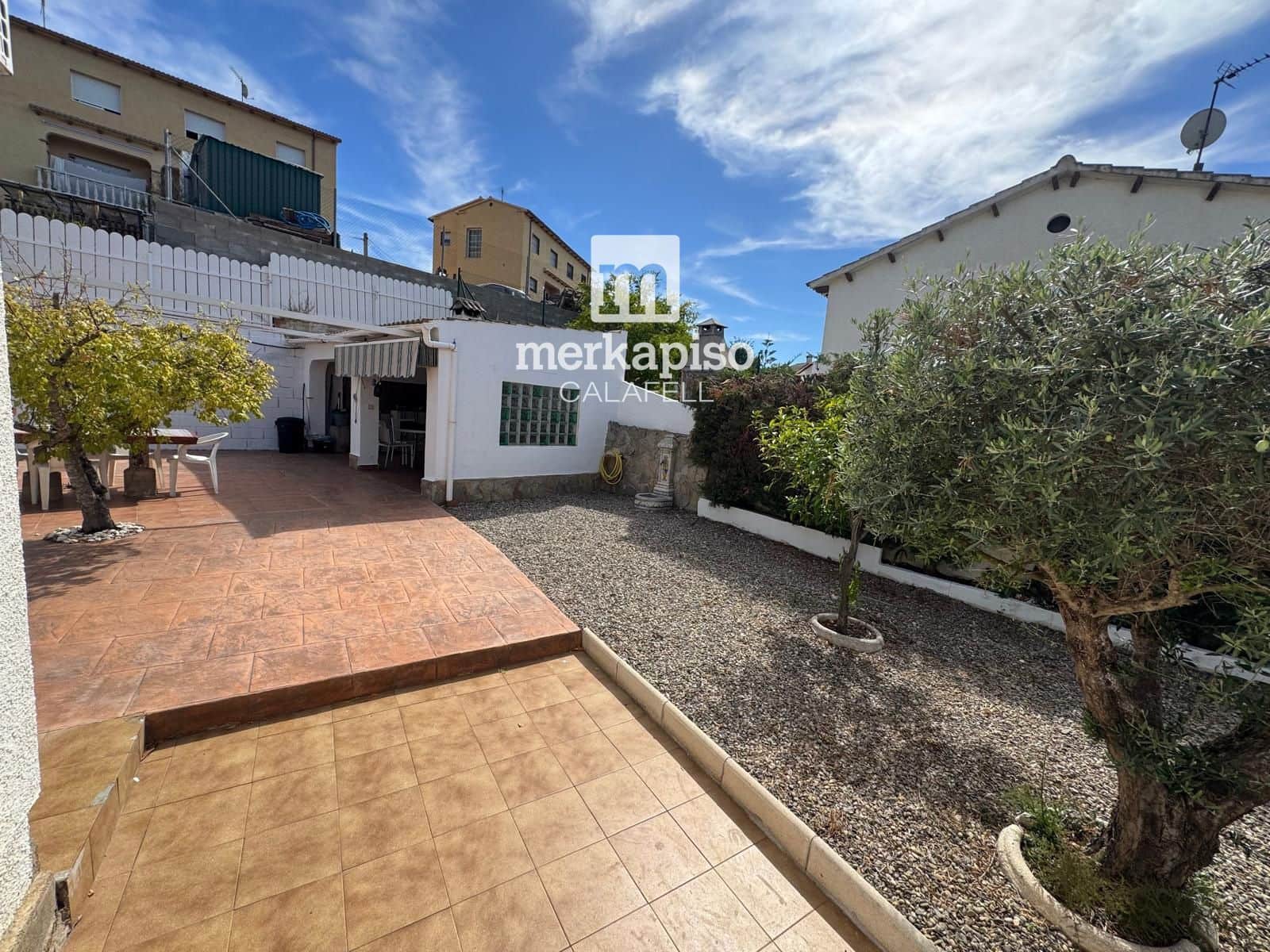 4 soveværelse Villa til salg i La Pobla de Montornes med swimmingpool garage - € 319.990 (Ref: 10077100)