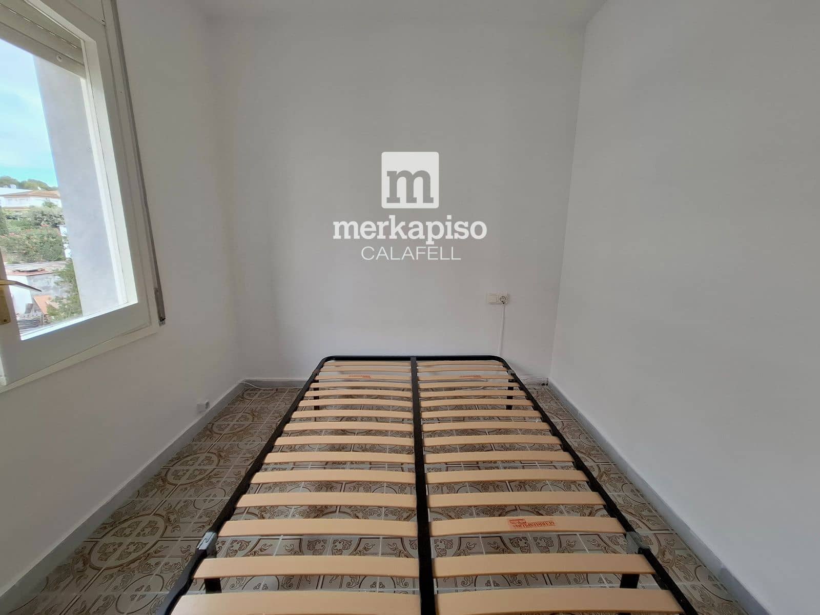 Piso de 3 habitaciones en Cunit en venta - 168.000 € (Ref: 10093951)