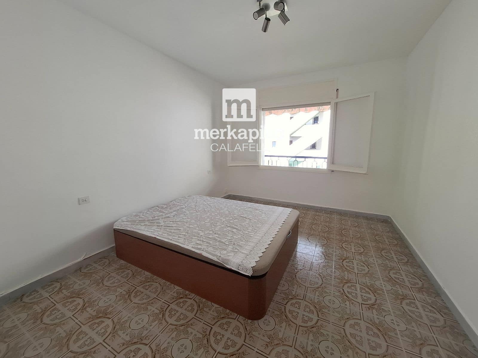 Piso de 3 habitaciones en Cunit en venta - 168.000 € (Ref: 10093951)