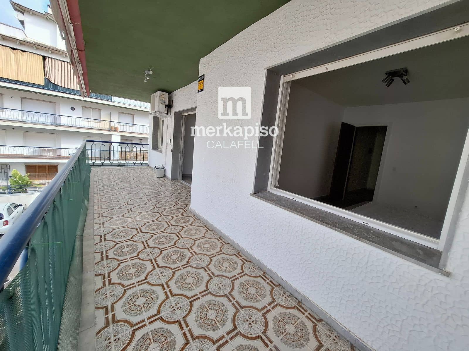 Piso de 3 habitaciones en Cunit en venta - 168.000 € (Ref: 10093951)