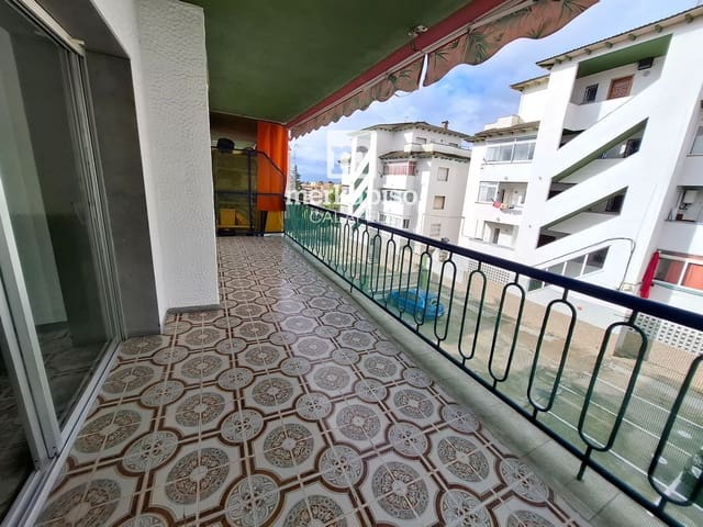 Piso de 3 habitaciones en Cunit en venta - 168.000 € (Ref: 10093951)