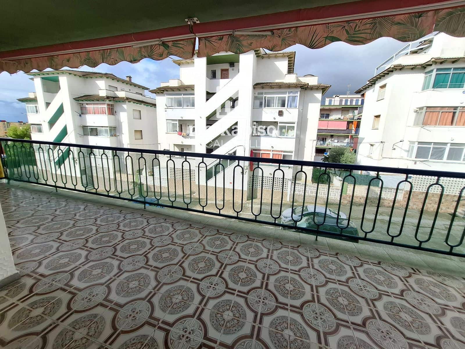 Piso de 3 habitaciones en Cunit en venta - 168.000 € (Ref: 10093951)