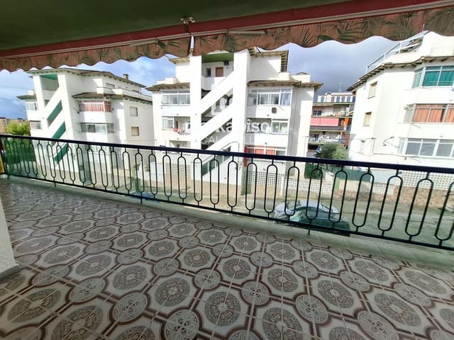 Piso de 3 habitaciones en Cunit en venta - 168.000 € (Ref: 10093951)