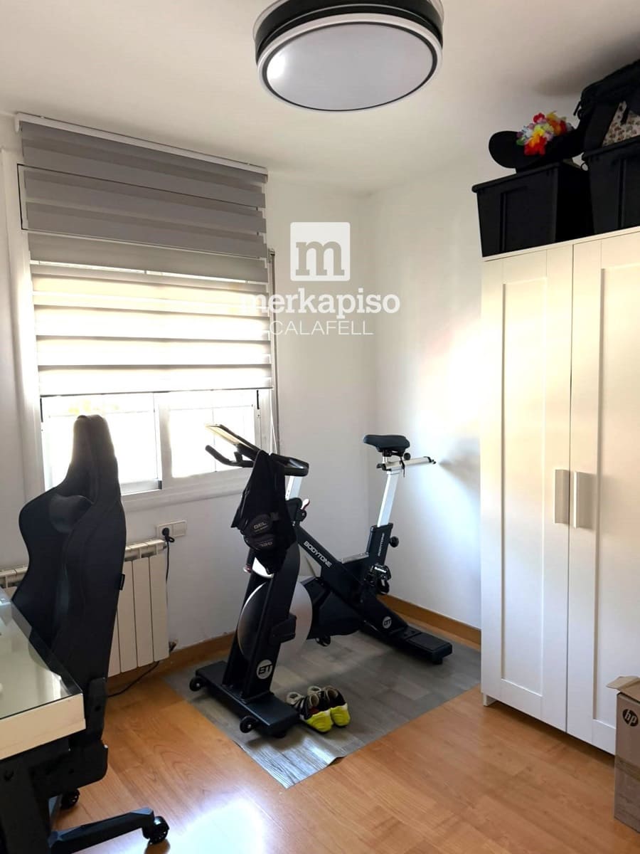 4 bedroom Townhouse for sale in Calafell with garage - € 295,000 (Ref: 10102885)