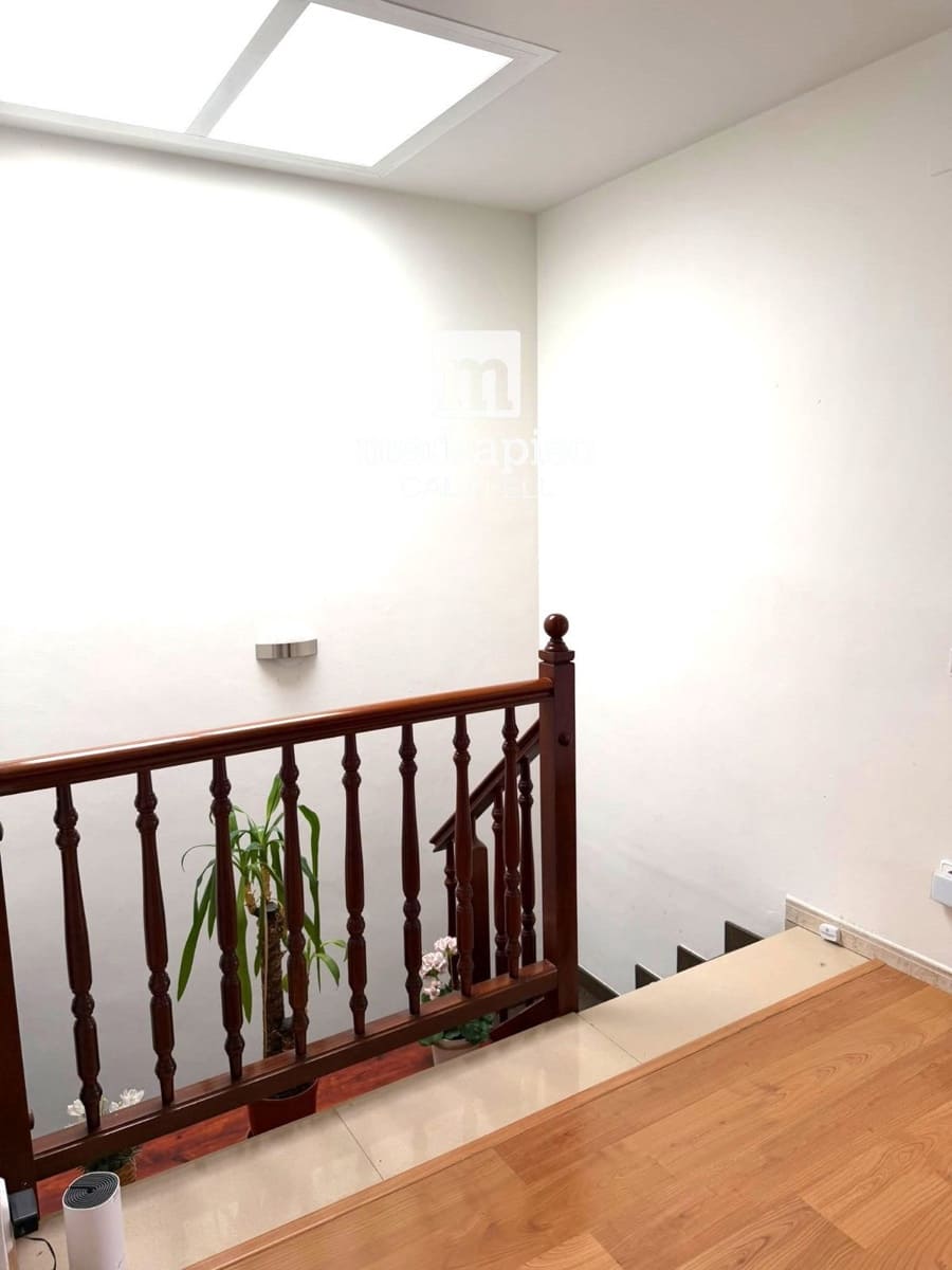 4 bedroom Townhouse for sale in Calafell with garage - € 295,000 (Ref: 10102885)